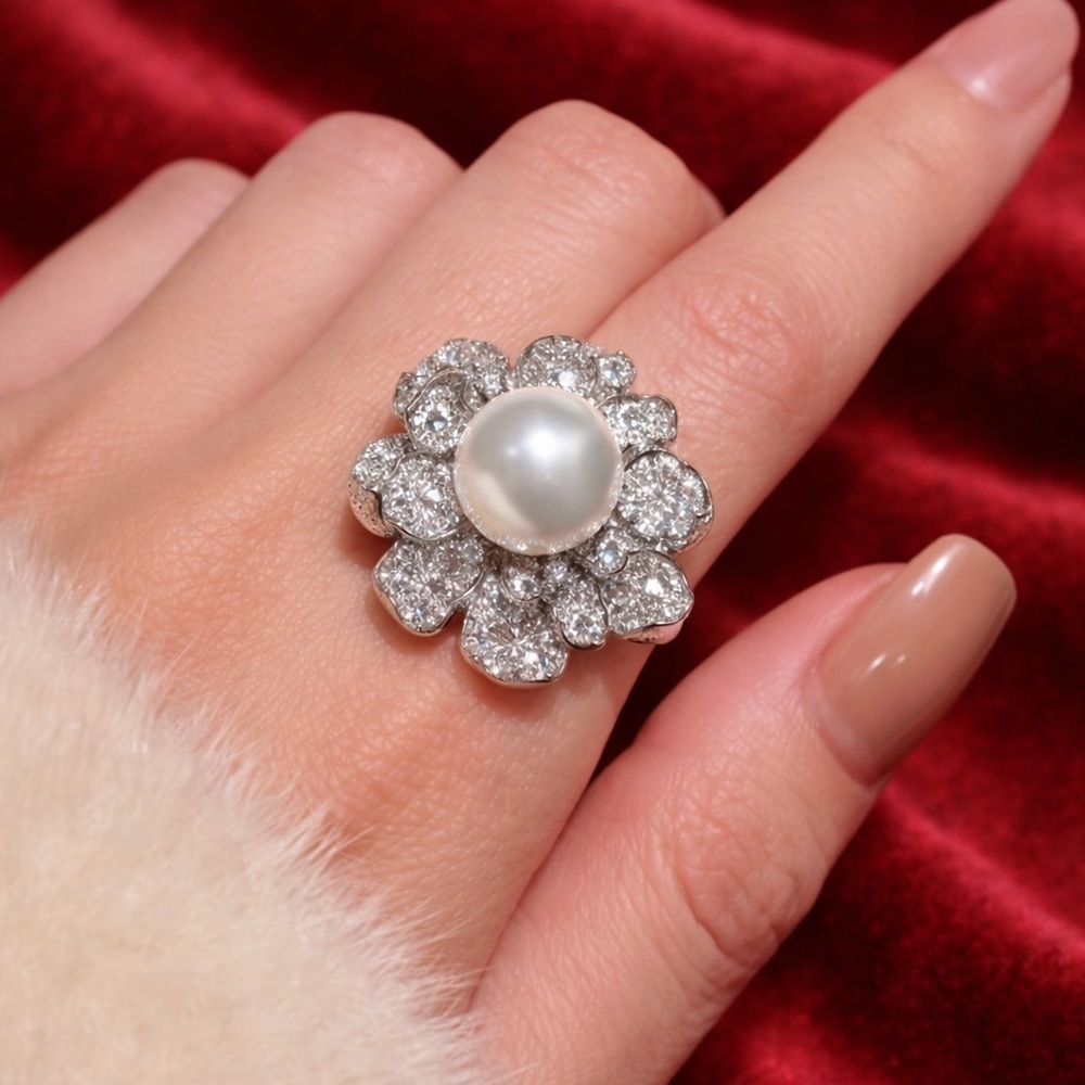 Luxe Pearl Blossom Ring | Statement Diamond Flower Design